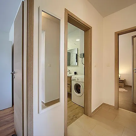 House Tamara In Natural Environment Vakantiehuis
